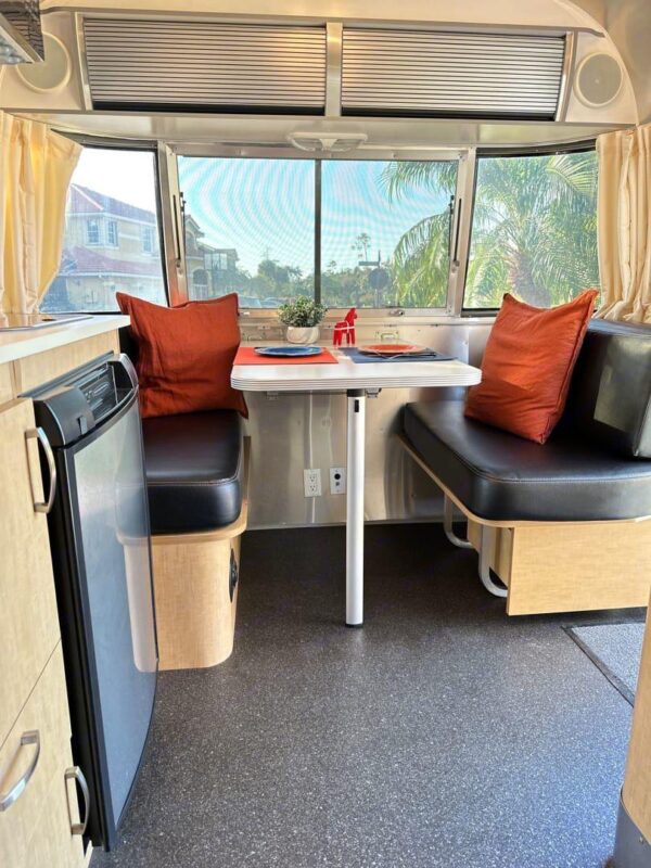 Airstream Caravel 16RB Travel Trailer - Image 6