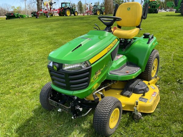 John Deere lawn mower X734