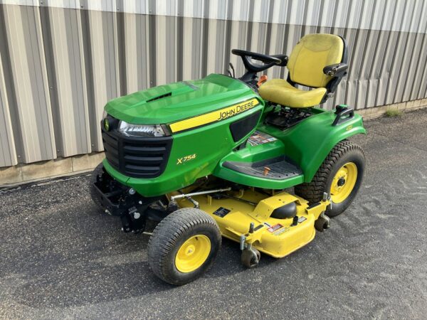 John Deere lawn mower X754