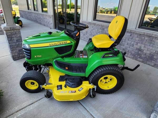 John Deere lawn mower X750