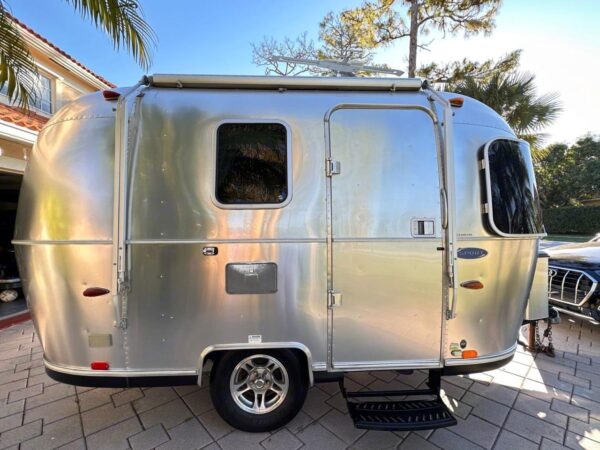 Airstream Caravel 16RB Travel Trailer
