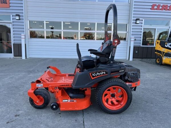 2025 Kubota Z242 Zero Turn Mower