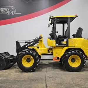 2019 VOLVO L30G compact Wheel loader